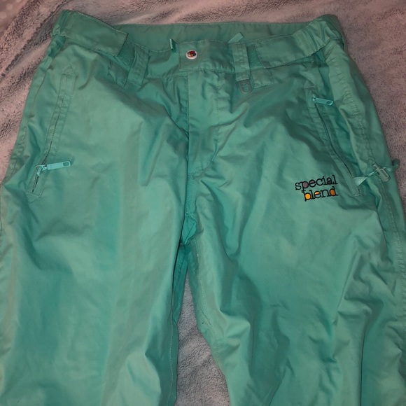 Special Blend Ski Pants - Picture 3 of 6